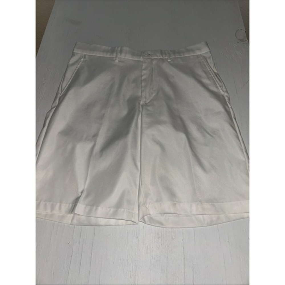 Greg Norman Gold Shorts 34" Waist‎